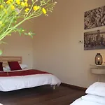 Open Cascina Κατάλυμα σε φάρμα Colico