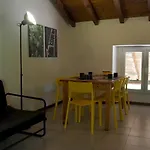 Open Cascina Κατάλυμα σε φάρμα Colico