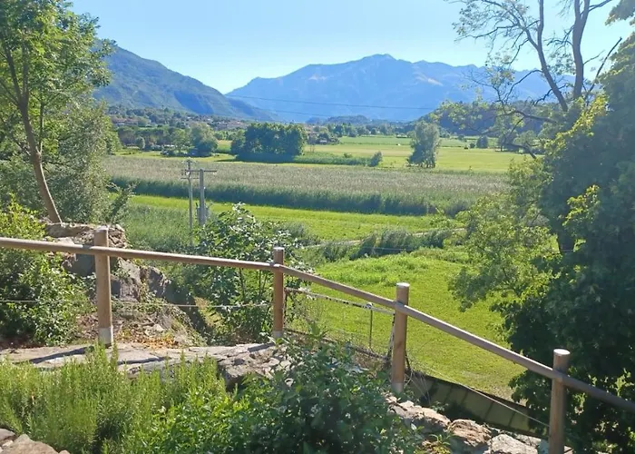 Open Cascina Alloggio per agriturismo Colico